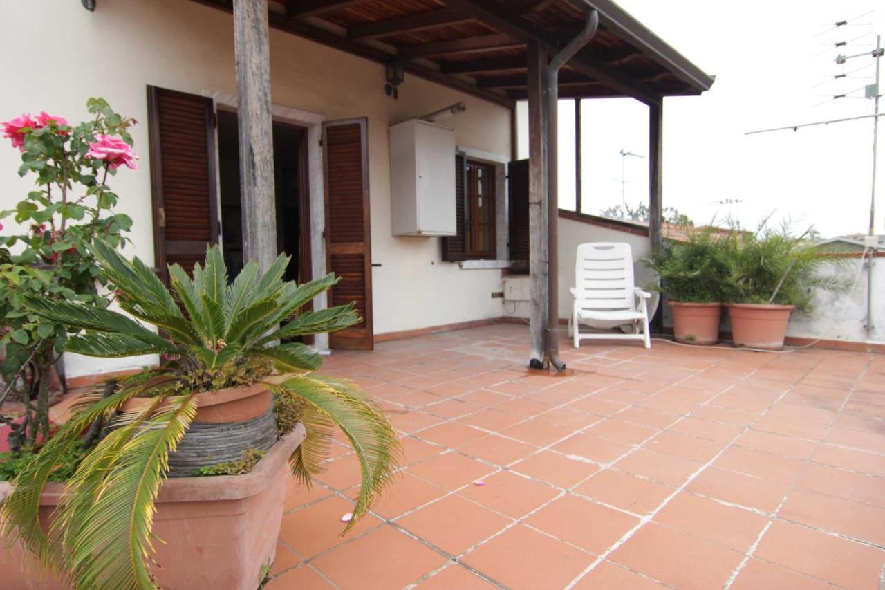L'Arrocco Bed&Breakfast Marina Di Carrara Exterior foto